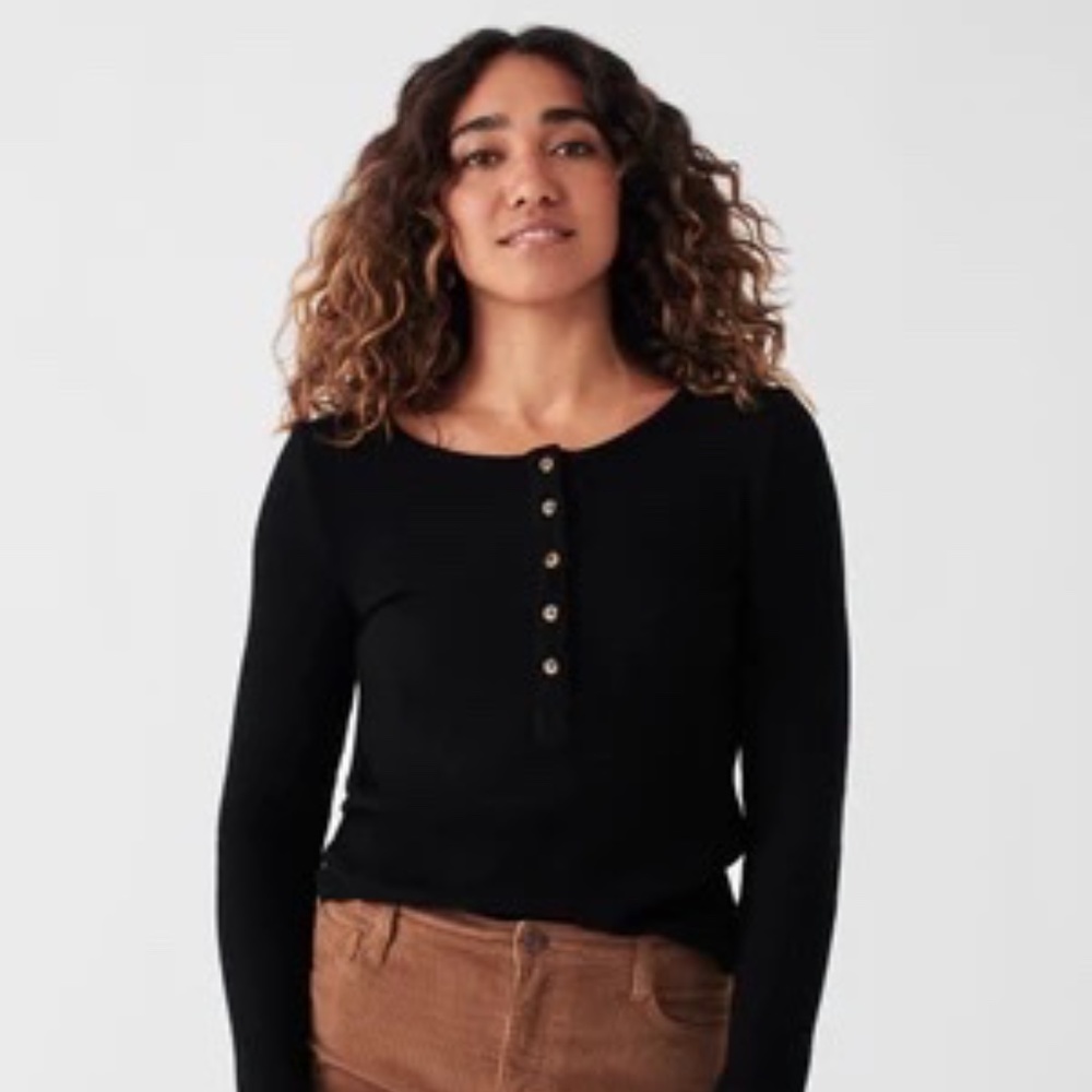 Faherty Legend Gila Henley Ribbed Knit- Black